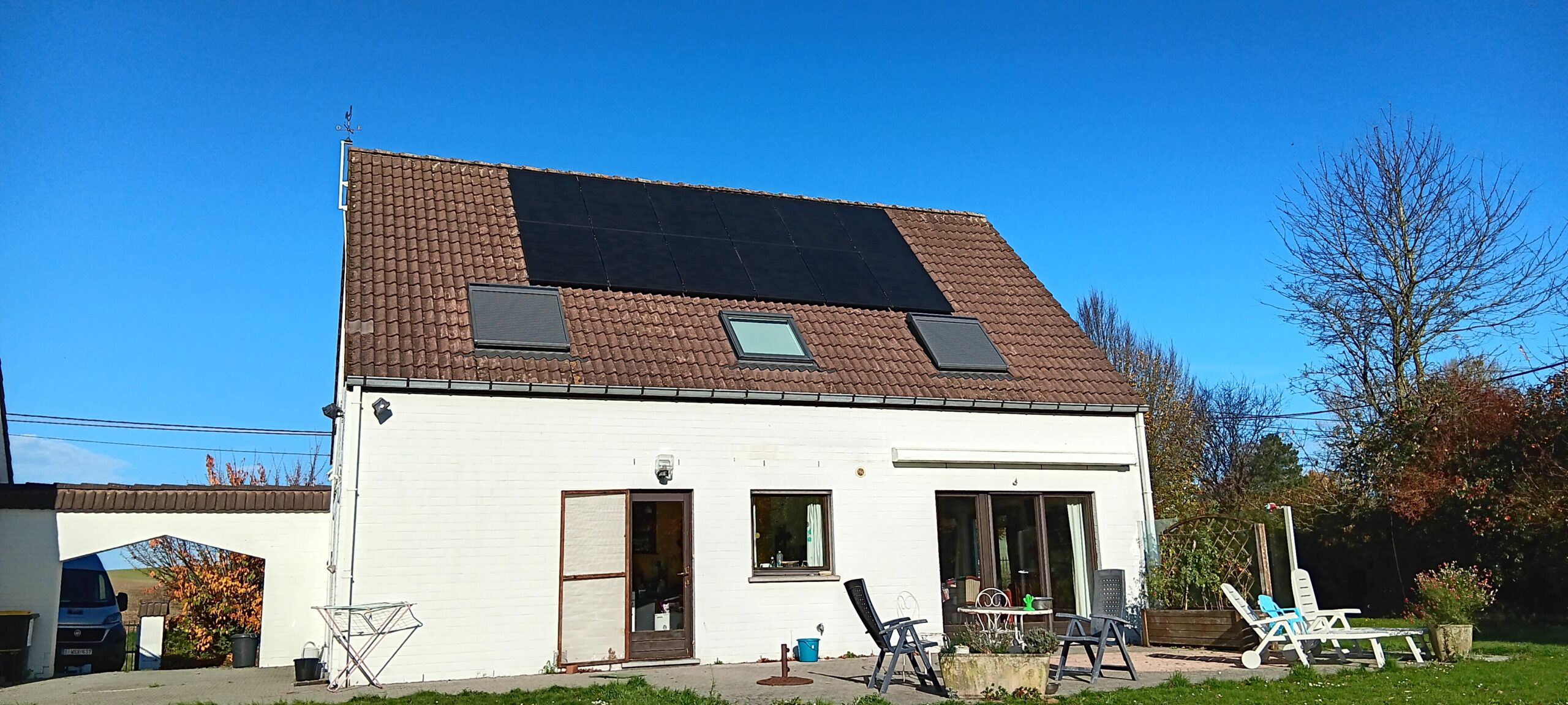 Installation photovoltaïque avec batterie de stockage à Seneffe par KGN Construct