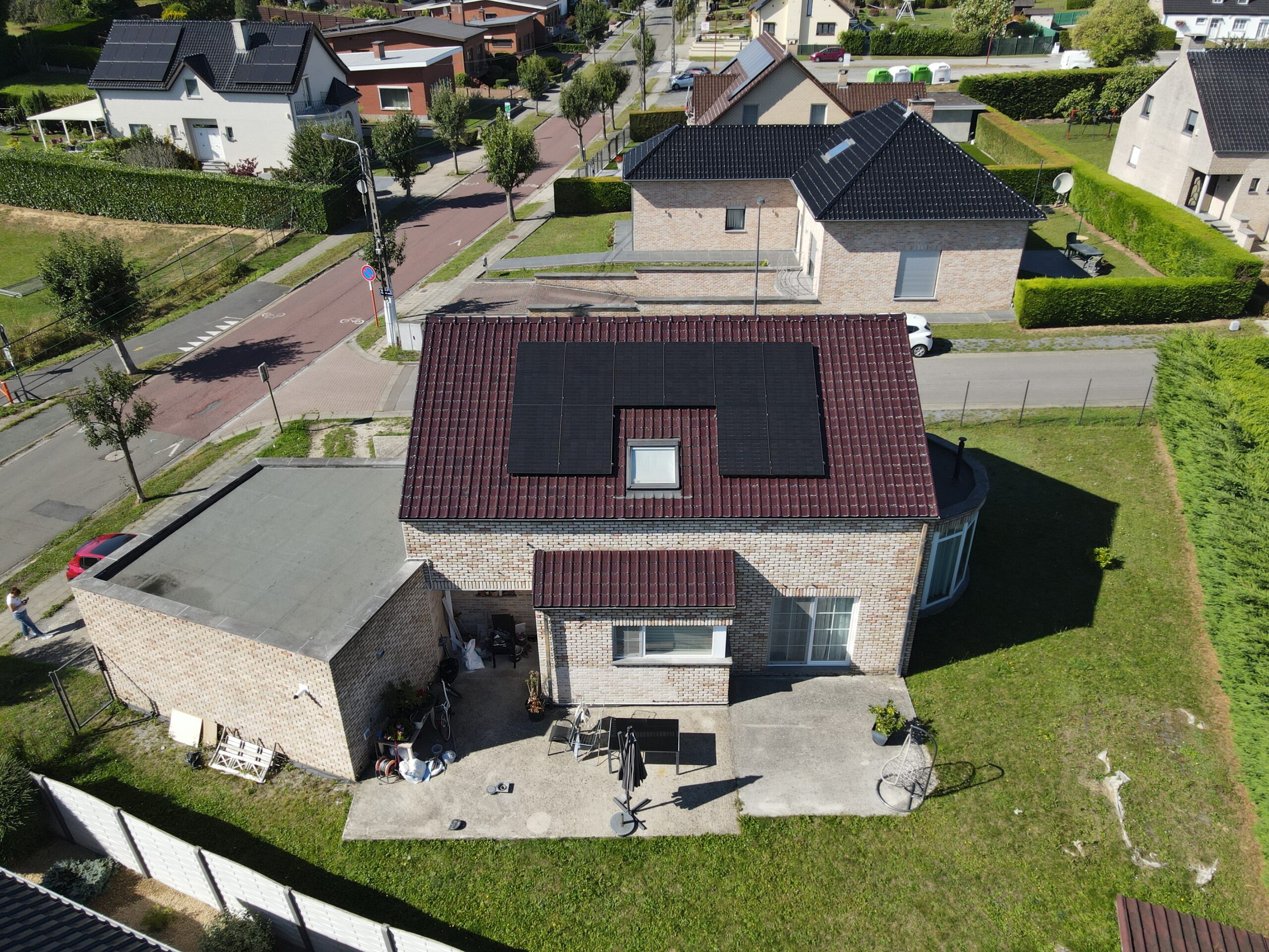 Installation photovoltaïque à Saint-Vaast par KGN Construct, vue aérienne
